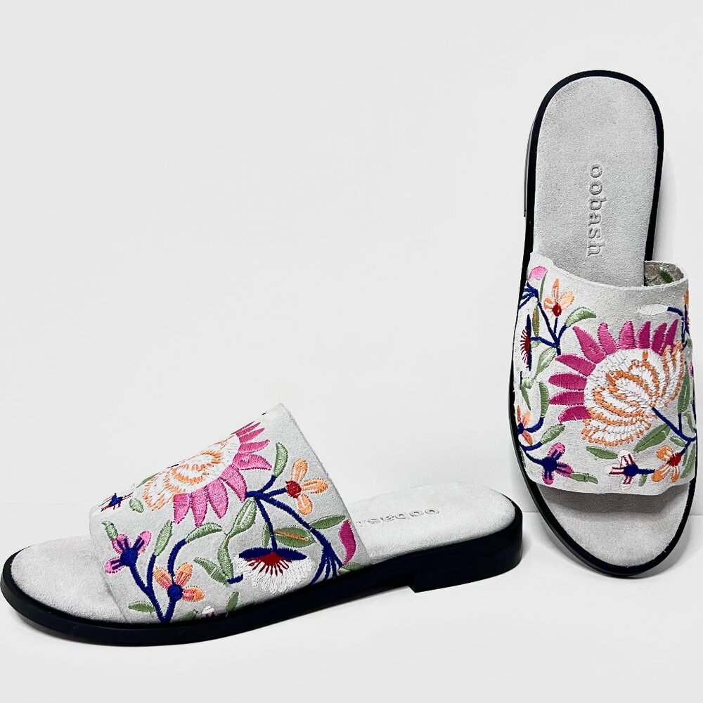 Rose Ice embroidered suede leather Mule